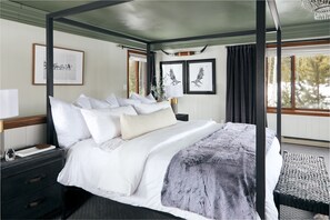 5 bedrooms, desk, iron/ironing board, free WiFi