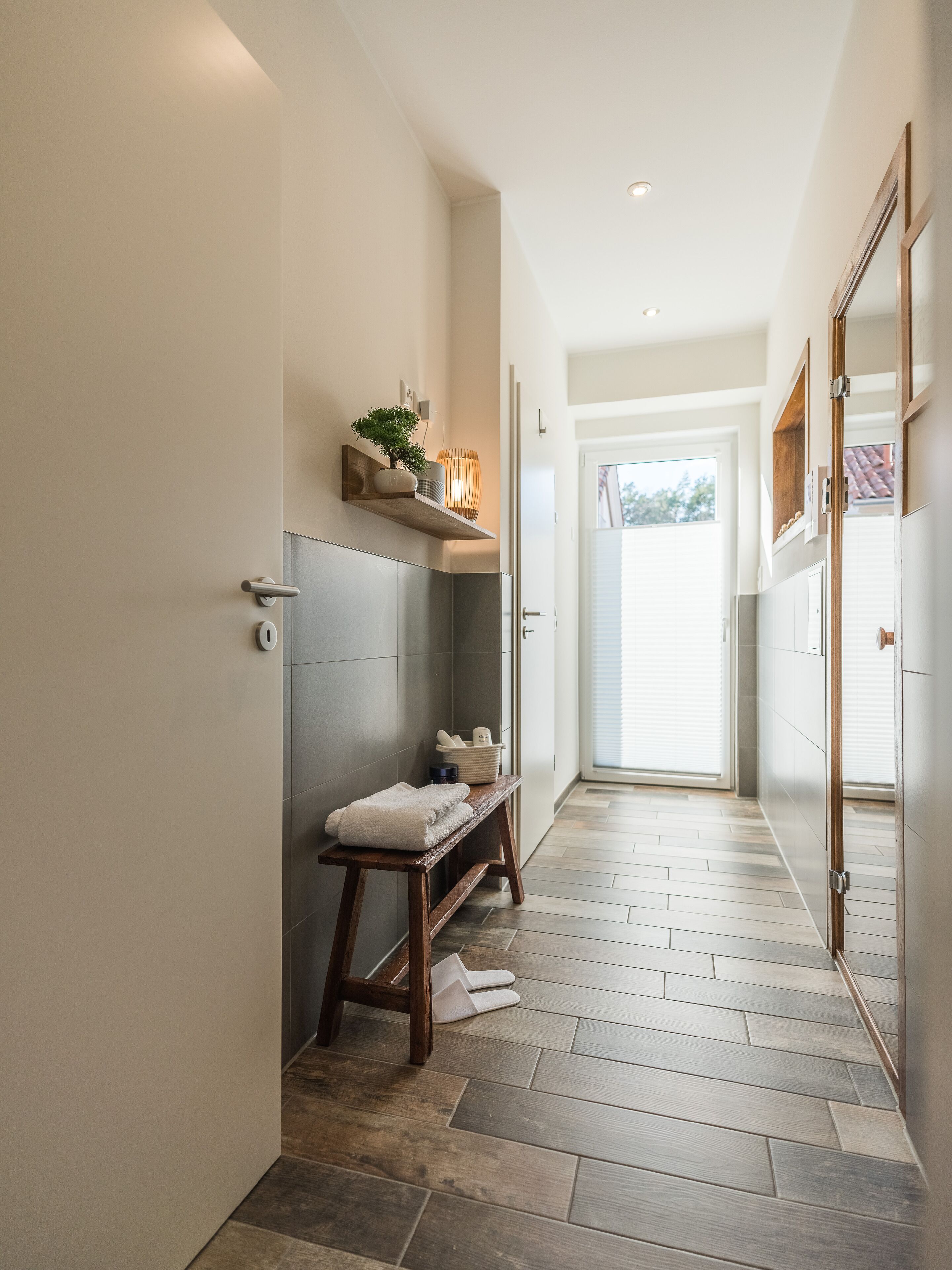 المنشأة من الداخل