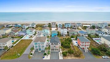 House, 4 Bedrooms | Exterior