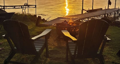 Cozy family getaway right on Lake Wissota!