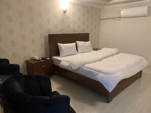 Free WiFi, bed sheets - Swat view hotel (Swat)