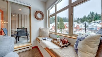 Fernseher, Kamin