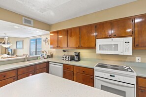 Private kitchen - Breathtaking Views From Gulf Front 2 Bd / 3 Ba Townhome! (Panama City Beach)