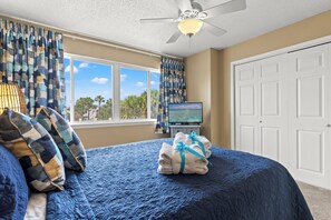 House, Multiple Beds, Patio, Ocean View | 2 bedrooms, WiFi, bed sheets