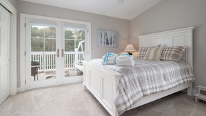 Hus, flere senger, kjøkken, hageutsikt | 4 soverom, wi-fi (inkludert) og sengetøy