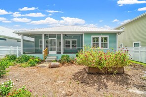 Exterior - Charming Retreat, a Short Walk to Laguna Beach, With Room for 10! (Panama City Beach)