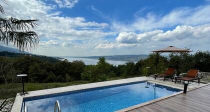 Bungalov Sıcak Havuz Jakuzi