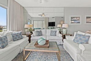Condo, Multiple Beds, Pool Access, Ocean View | Living area