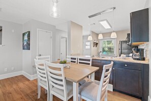 Cottage, Multiple Beds, Balcony, Ocean View | Dining - 120 Palm Beach Dr A - La Casa Turquesa (Panama City Beach)