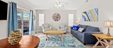 House, Multiple Beds, Patio, Ocean View | Living area | 40-inch TV with digital channels