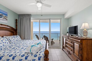 2 bedrooms, individually decorated, individually furnished, free WiFi - NEW Property! Vacation Right on the Gulf in Sand & Seafoam Villa. Sleeps 6! (Panama City Beach)