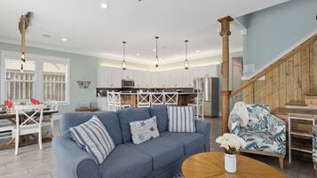 House, Multiple Beds, Pool Access, Beach View | Living area | 40-inch TV with digital channels