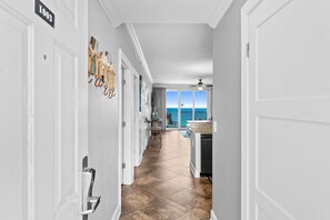 Interior - Luxurious Ocean Villa Resort - Gulf Front Paradise With Views! (Panama City Beach)