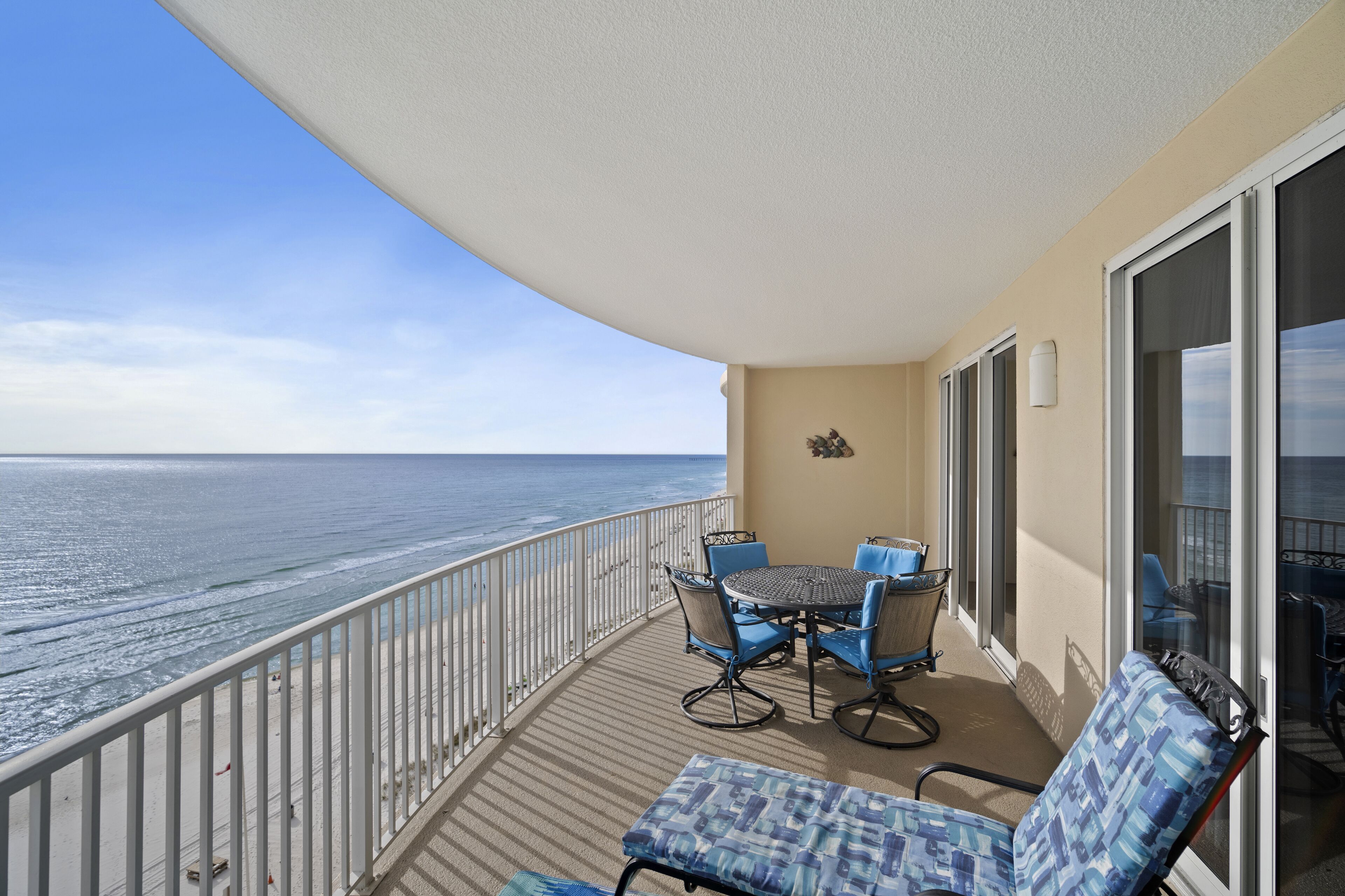 Condo, Plusieurs lits, baignoire à remous, vue sur l’océan | Terrain de l’hébergement 