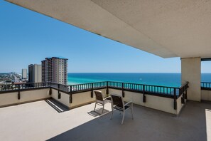 Condo, 1 King Bed with Sofa bed, Pool Access, Ocean View | Fitness facility
