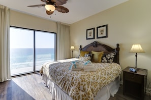 콘도, 킹사이즈침대 1개 및 소파베드, 수영장 이용, 바다 전망 | 2 개의 침실, 무료 WiFi