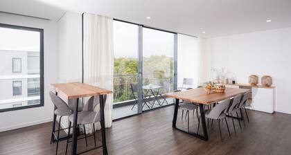 Lovely apartment for a comfortable family stay. New and well located.