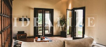 Very high standard house overlooking the Igaratá dam