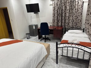 6 quartos, Wi-Fi, roupa de cama, acesso para cadeiras de rodas