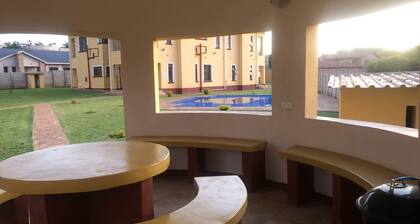 Pomona BB House - Luxury accommodation, near Sam Levy's Village in Borrowdale.