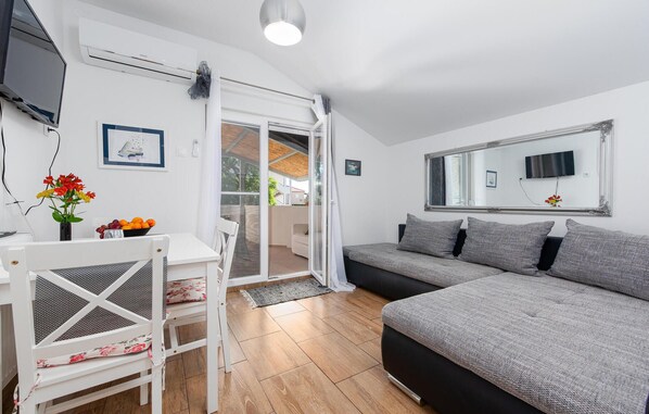 Smart TV - Lovely apartment in Bibinje with WiFi (Bibinje)