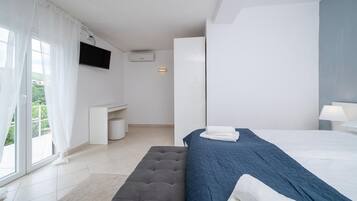 3 camere, culla da viaggio, Wi-Fi gratuito, lenzuola