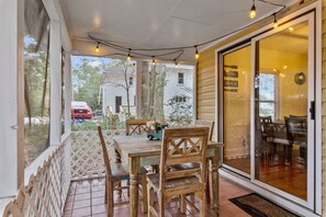 Balcony - The Bungalow on Connecticut (Southern Pines)