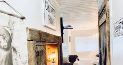 Cozy Ski Condo 1st Floor/Fall Specials! Book now