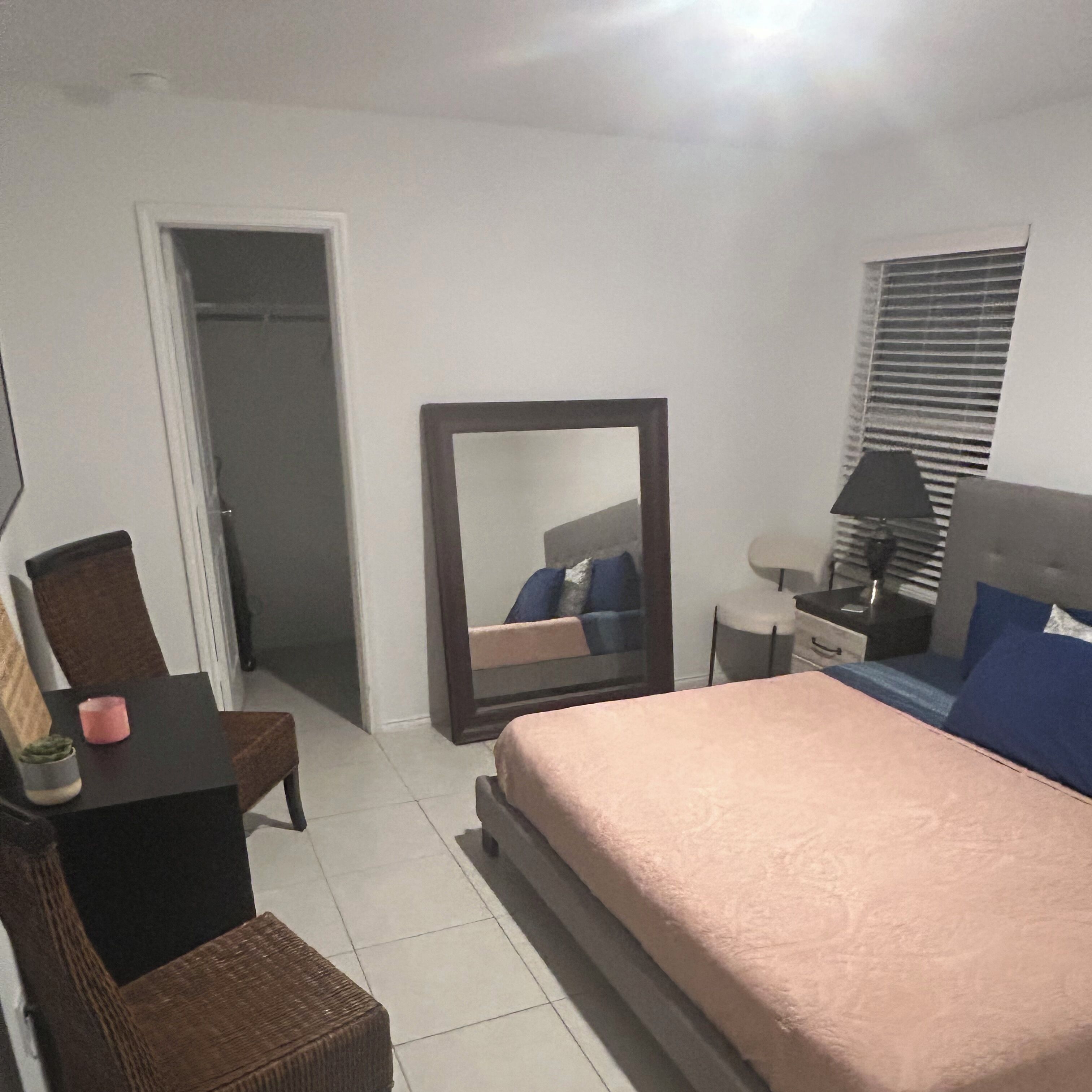 2 bedrooms, desk, iron/ironing board, free WiFi