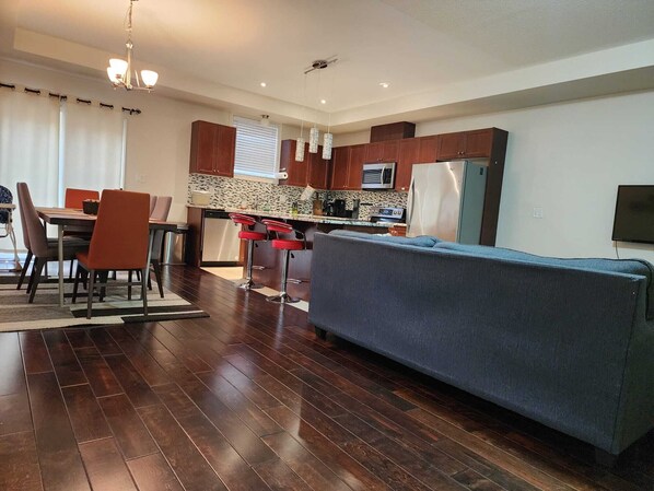 Smart TV de 40 pulgadas con canales digitales, una televisión