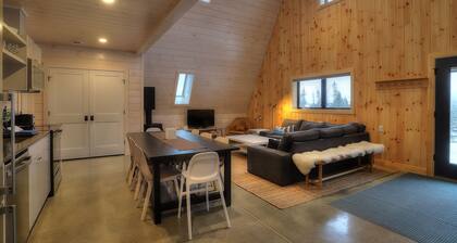 Parmachenee A-Frame #10 | Ski-in/out at Saddleback