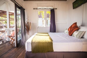 Chambre Deluxe | Literie de qualité, lit avec matelas à plateau-coussin
