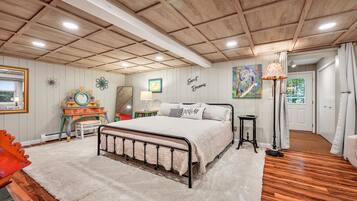 3 chambres, fer et planche à repasser, Wi-Fi gratuit, draps fournis