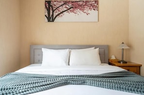 2 bedrooms, WiFi, bed sheets