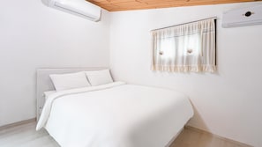 Basic Room, 1 Bedroom (haneulbichkijeuBdong pulbilla) | 1 bedroom, free WiFi