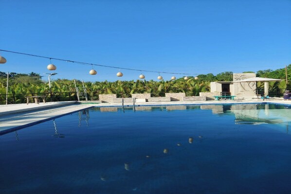 Alberca al aire libre 