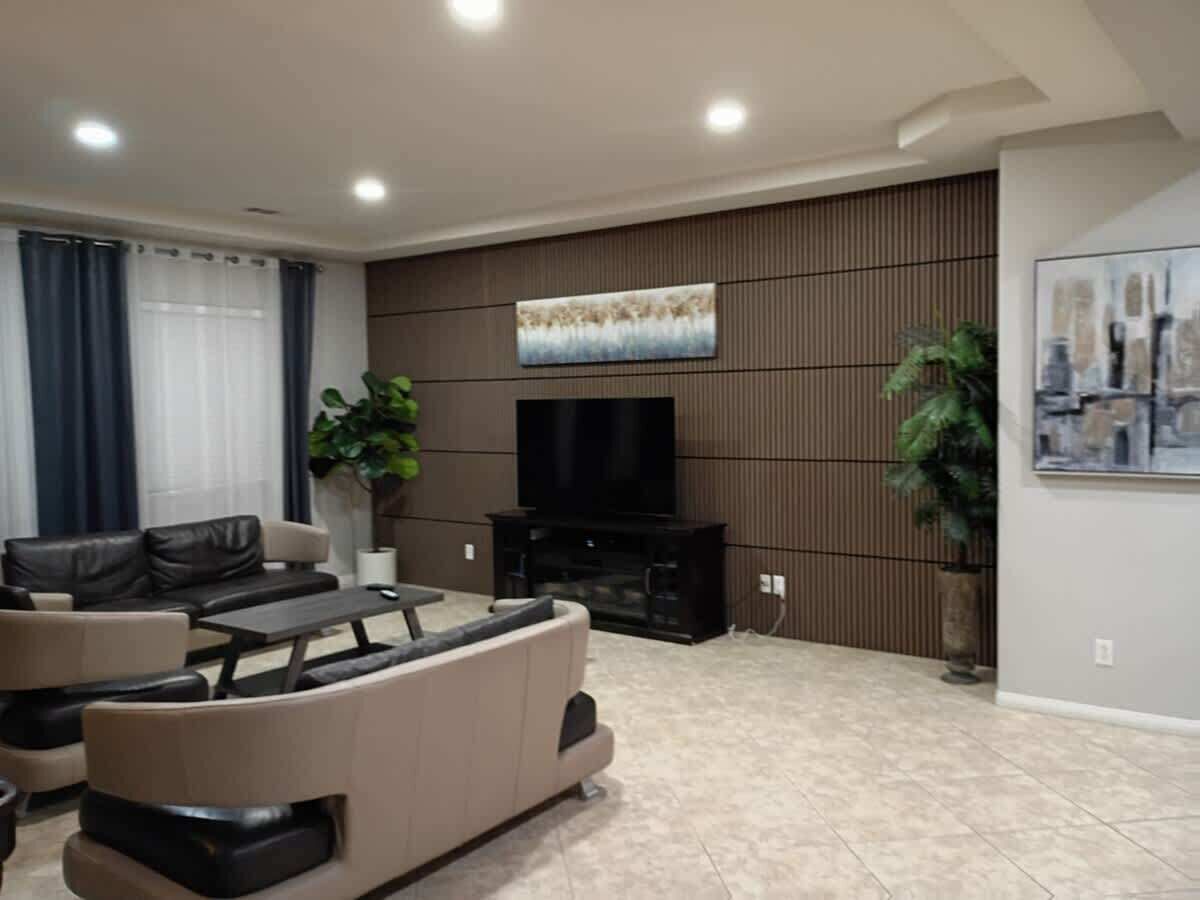 Smart-tv, pejs, bordfodbold, bøger