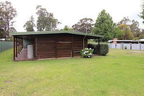 Property grounds - Short walk to beaches and town centre (Mallacoota)