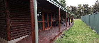 Short walk to beaches and town centre