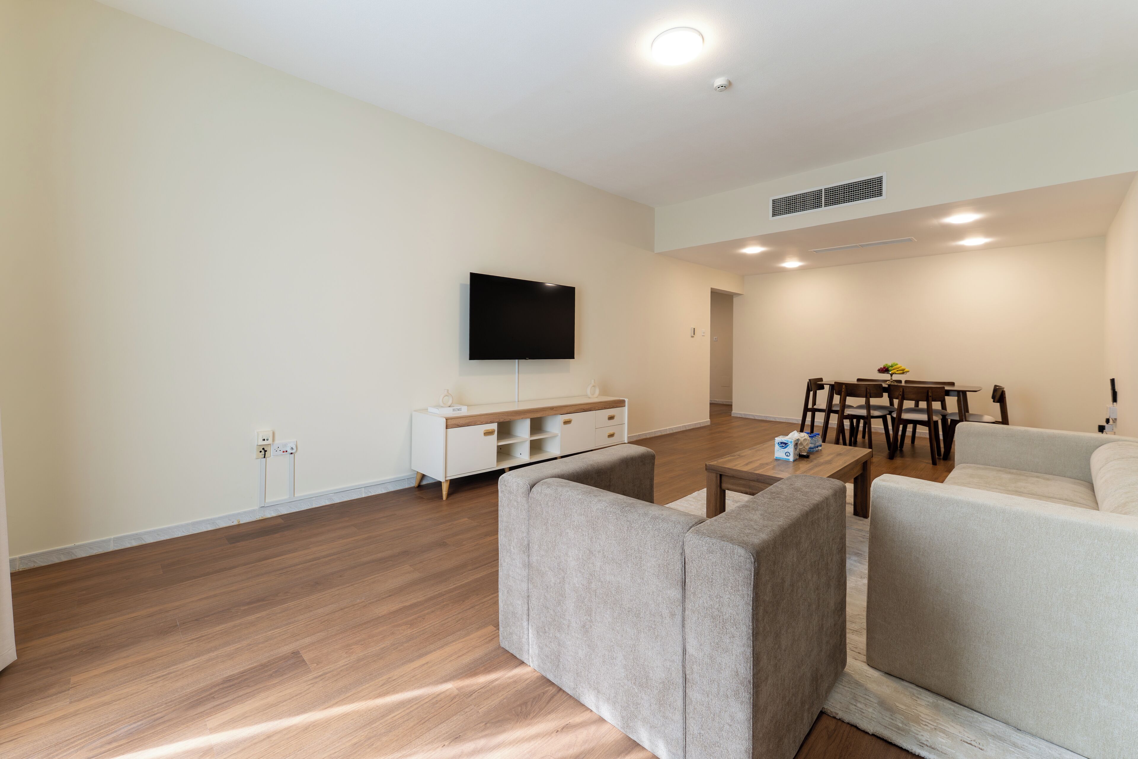 Apartemen | Area keluarga | Televisi LED 50-inci dengan saluran TV digital