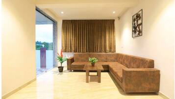 25-inch LED TV with cable channels, TV