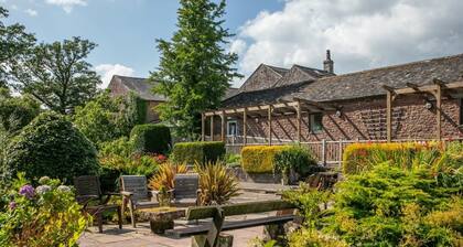 2 bedroom accommodation in Wigton