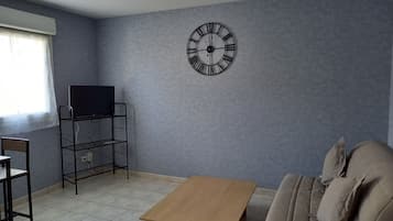 TV