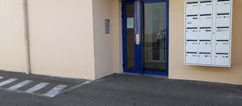 F2 accommodation in a secure residence