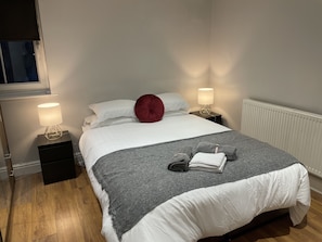 Apartment, Multiple Beds