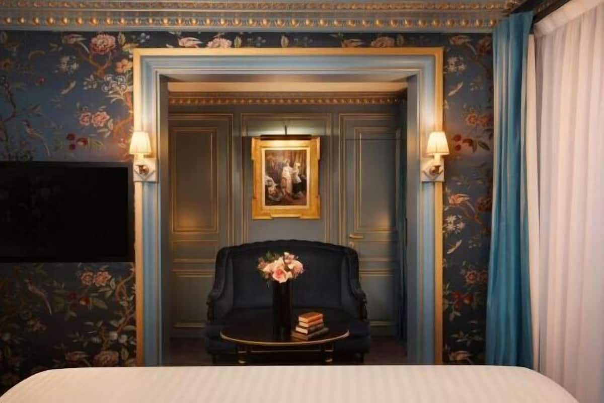 Ropa de cama de alta calidad y minibar