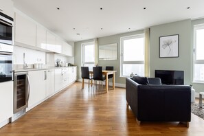 Apartment | Living area - The Islington Collection (London)