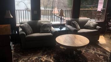 TV connectée, cheminée