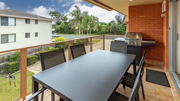 Outdoor dining - Christie Court 3 - Two bedroom unit on Pebbly Beach. (Forster)