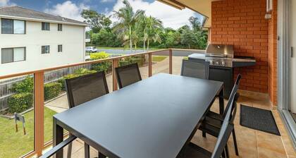 Christie Court 3 - Two bedroom unit on Pebbly Beach.